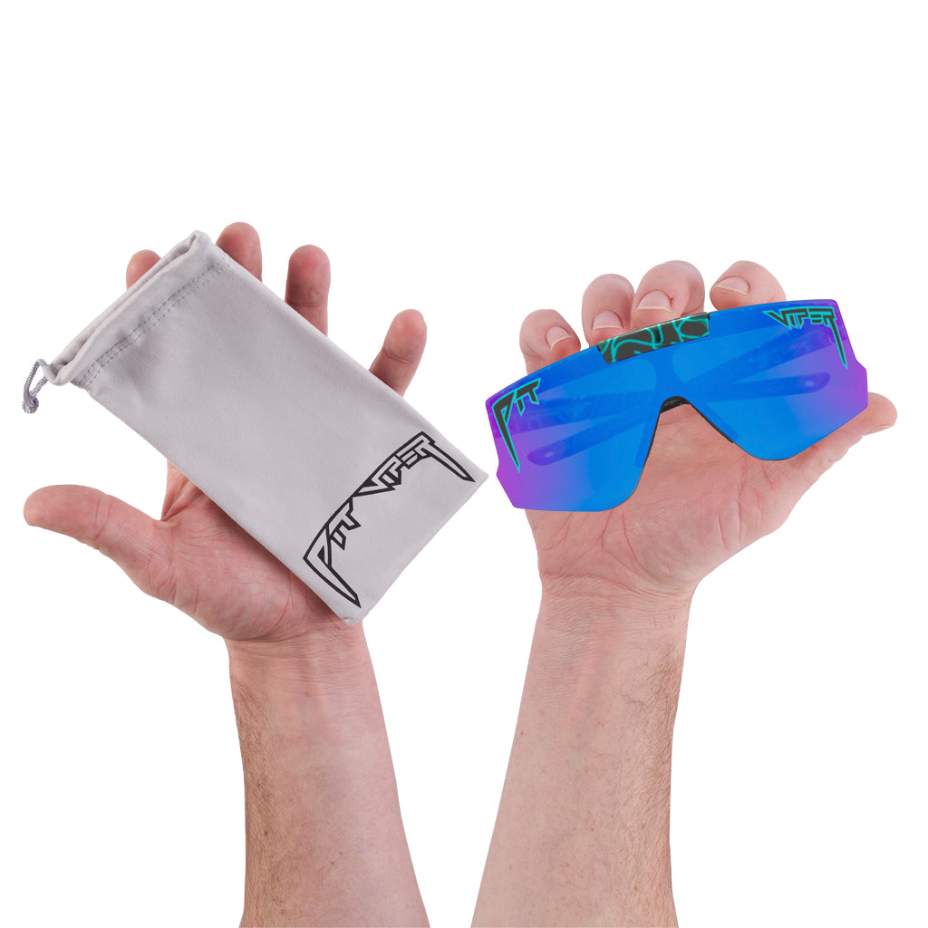 The Voltage Flip-Offs 2.0 - Pink-Purple / Regular - Package contents
