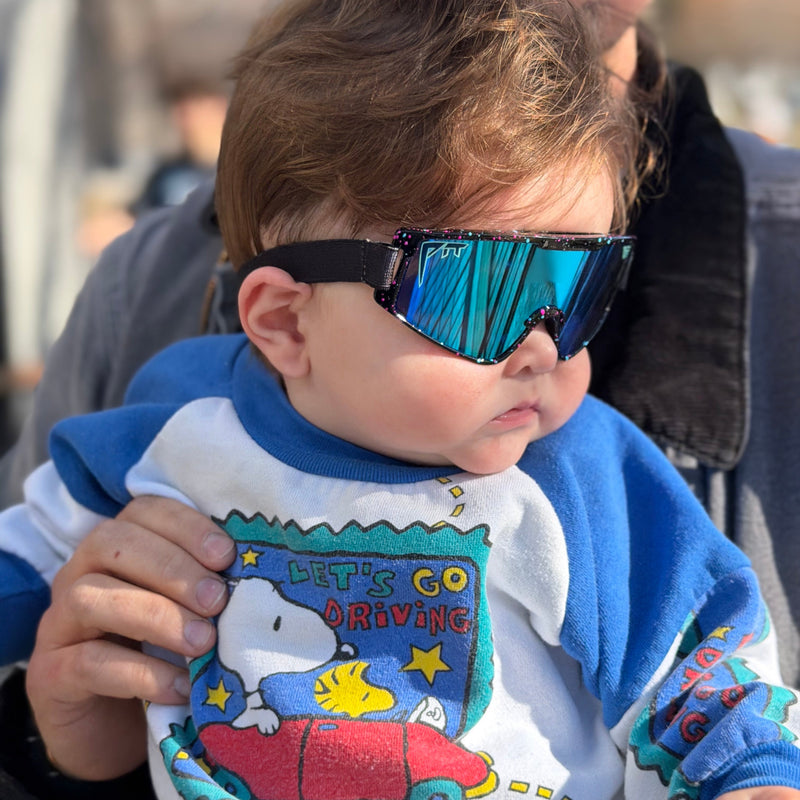  | lifestyle_shot.JPG | Person wearing The Midnight Baby Vipes
