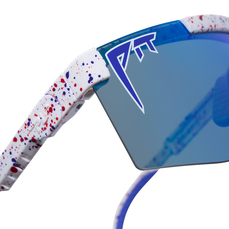 / HDPV Polarized Blue | and_again.JPG | Studio view of The Merika Junior with hdpv polarized blue lens