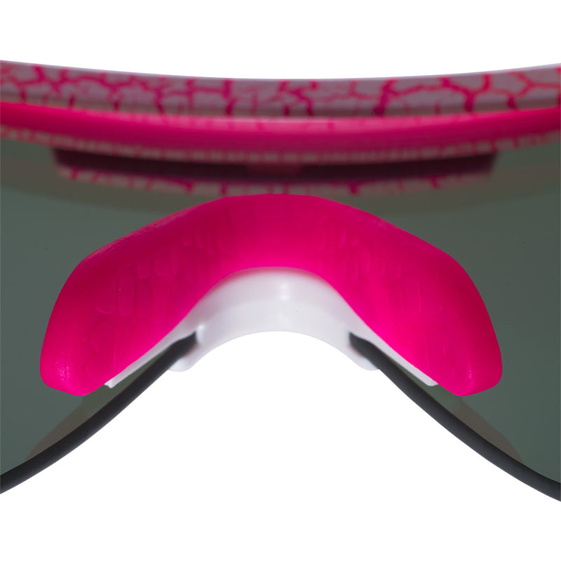 HDPV Polarized Blue-Purple / Regular | gotcha_nose.JPG | Studio view of The Aftershock Original 2.0 with hdpv polarized blue-purple / regular lens