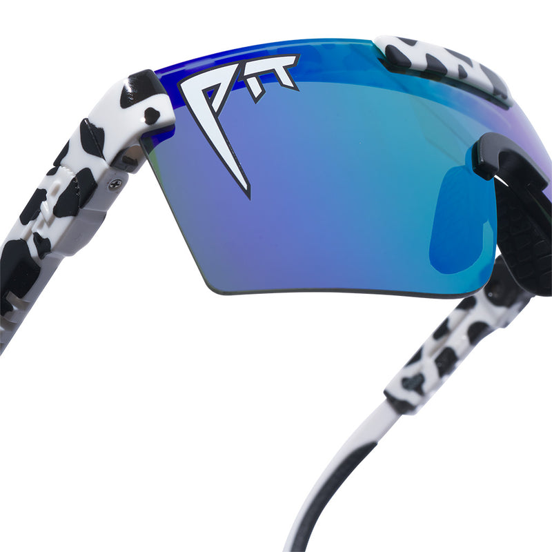 HDPV Polarized Blue-Green / Regular | im_ready_for_my_closeup.JPG | Studio view of The Cowabunga Original 2.0 with hdpv polarized blue-green / regular lens