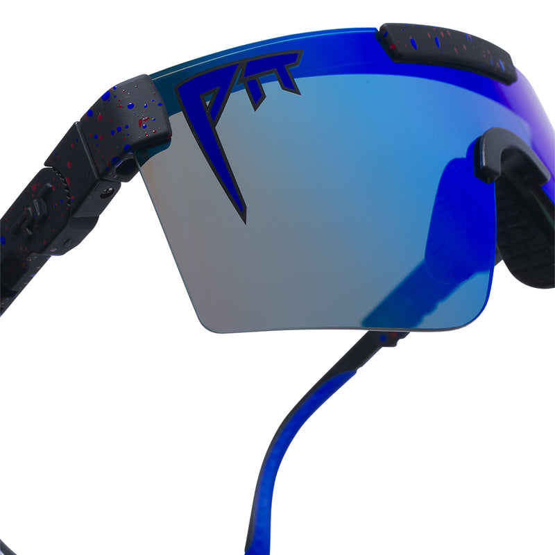 HDPV Polarized Blue / Regular | im_ready_for_my_closeup.JPG | Studio view of The Peacekeeper Original 2.0 with hdpv polarized blue / regular lens