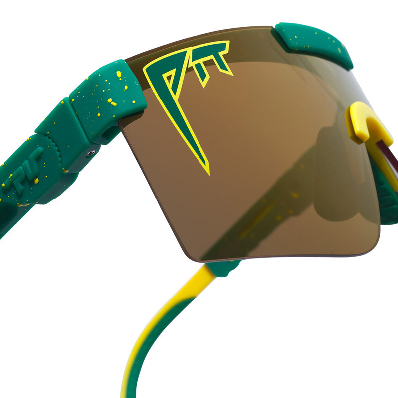 HDPV Polarized Gold / Regular | im_ready_for_my_closeup.JPG | Studio view of The Straya Original 2.0 with hdpv polarized gold / regular lens
