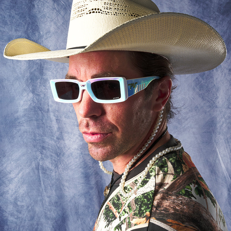  | dave_in_rig.JPG | Person wearing The Pearl Necklace RIG