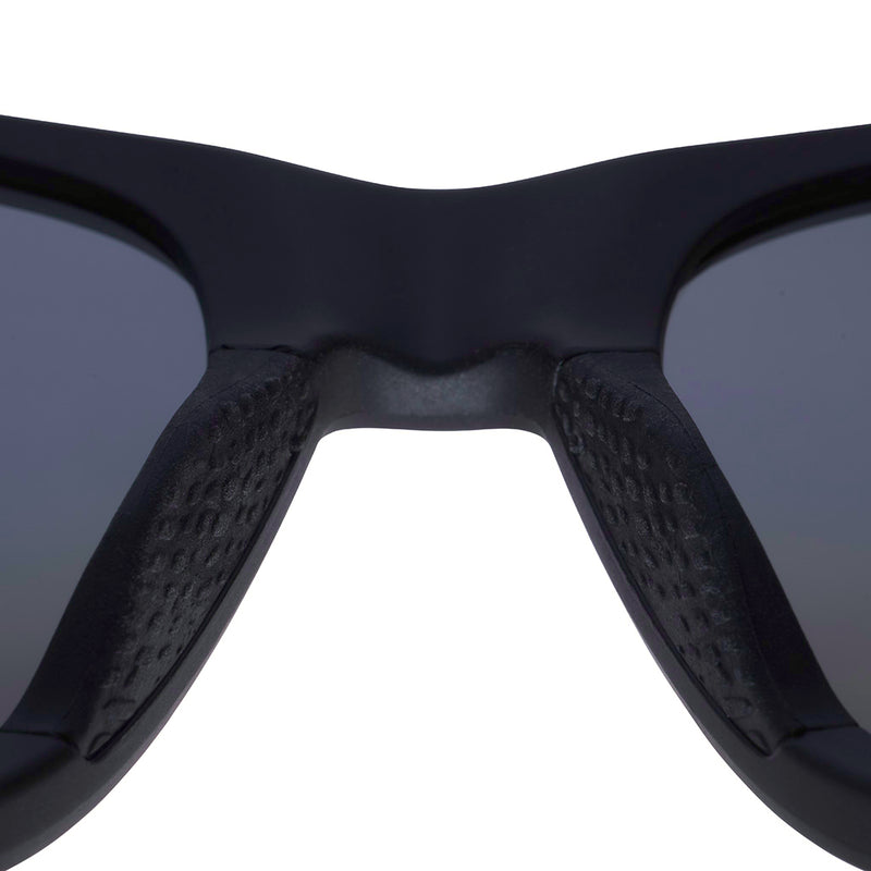 / Z87+ HDPV Polarized Smoke | gotcha_nose.jpg | Studio view of The Exec Revlock with z87+ hdpv polarized smoke lens