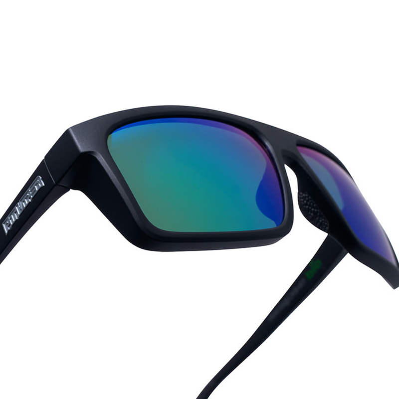 / HDPV Polarized Blue-Green | im_ready_for_my_closeup.JPG | Studio view of The Bio Exec Turboshaft with hdpv polarized blue-green lens