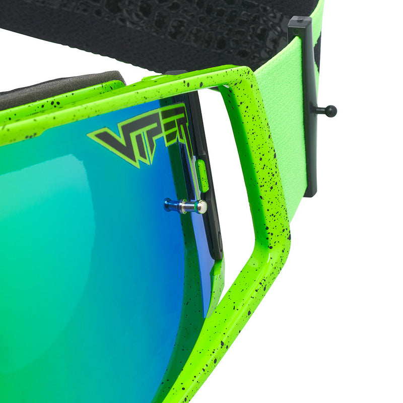  | detail_shot.JPG | Studio view of The Boomslang World Champion Goggle