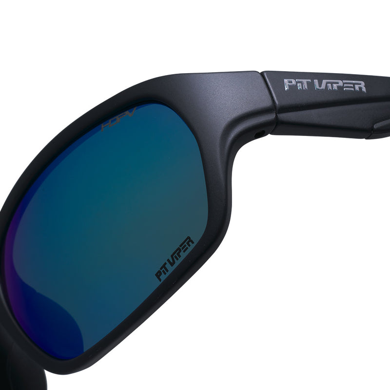 / HDPV Polarized Blue | im_ready_for_my_closeup.JPG | Studio view of The Exec Somox with hdpv polarized blue lens