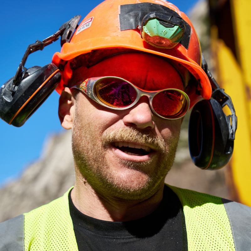 / Z87+ Red | photo_of_person.JPG | Person wearing The Inflammation Slammer with Z87+ Red lens